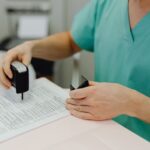 Ordonnance de soins infirmiers à domicile : mode d’emploi et démarches administratives